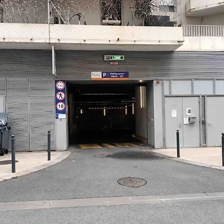 Apartment La Mantilla, Wifi, Clim, Parking Prive